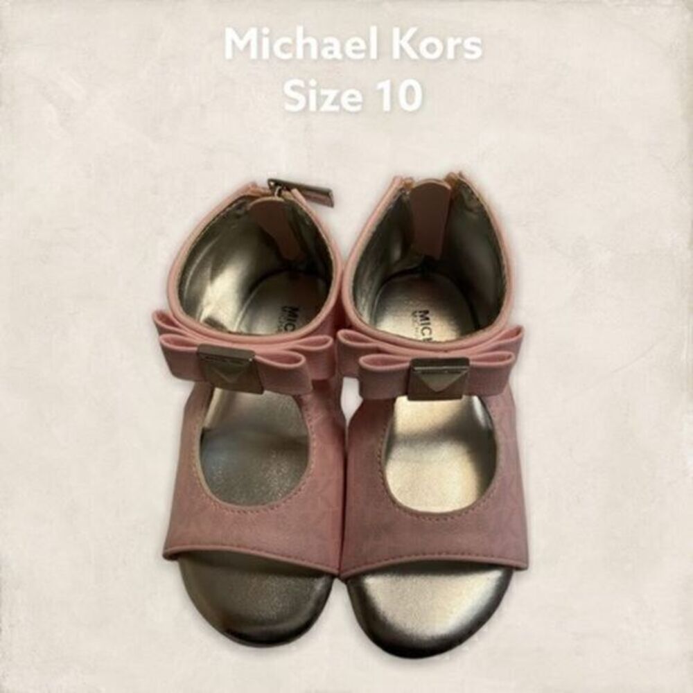 Toddler baby Girl’s Michael Kors sandals